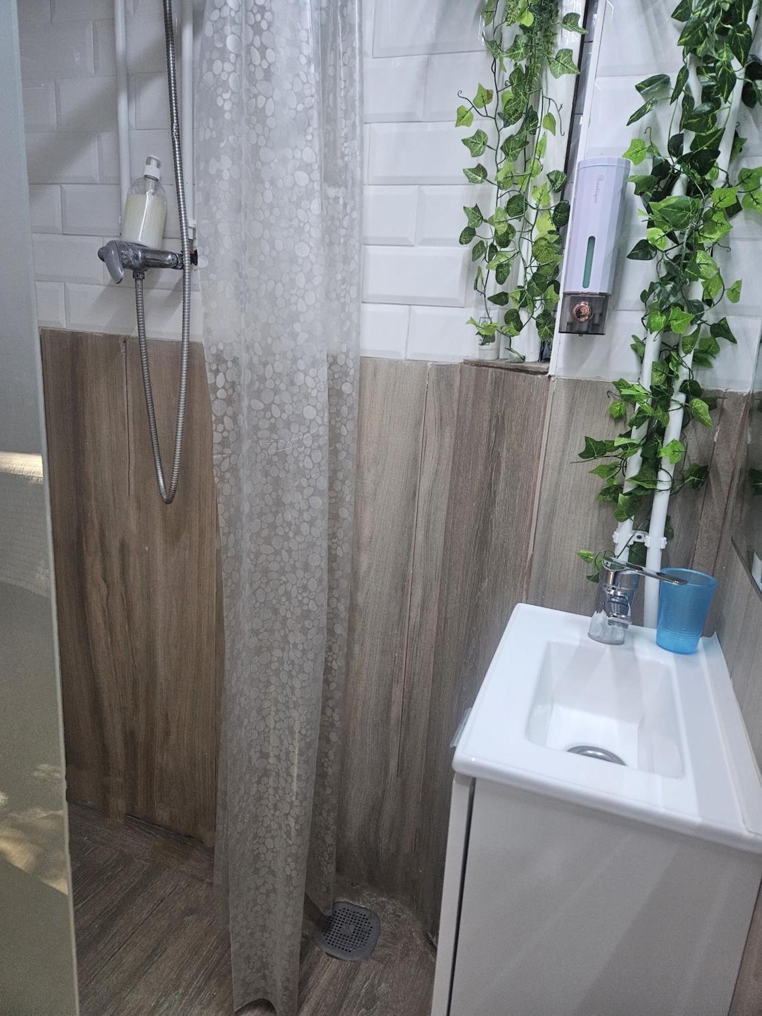 Habitacion En Casa De Familia "Valenciabonita" 외부 사진