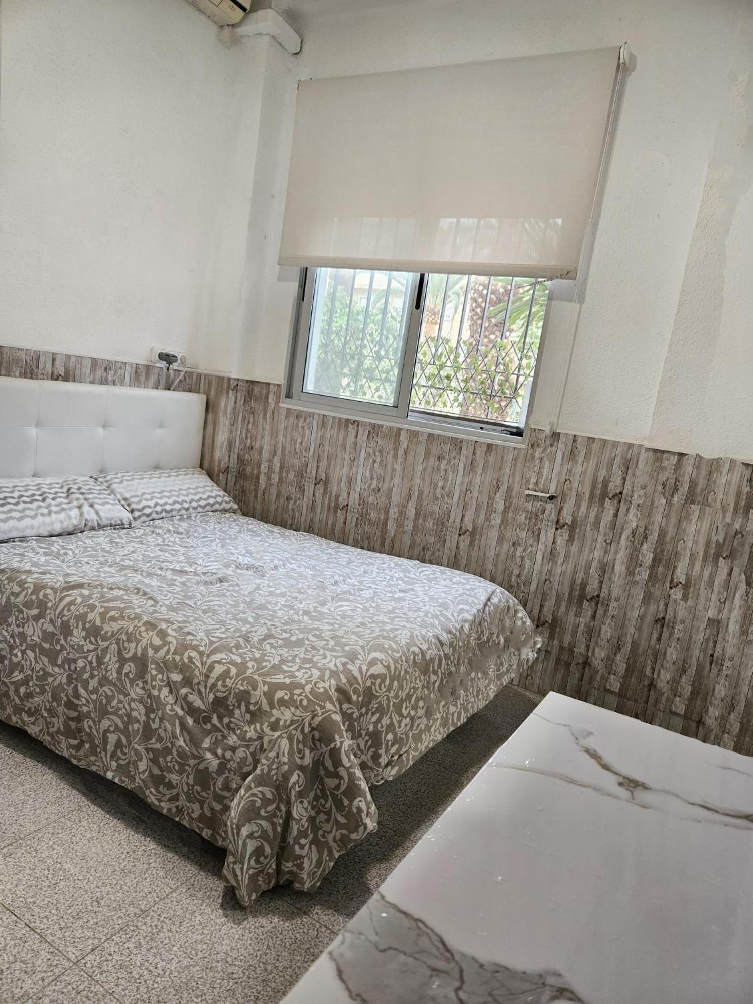Habitacion En Casa De Familia "Valenciabonita" 외부 사진
